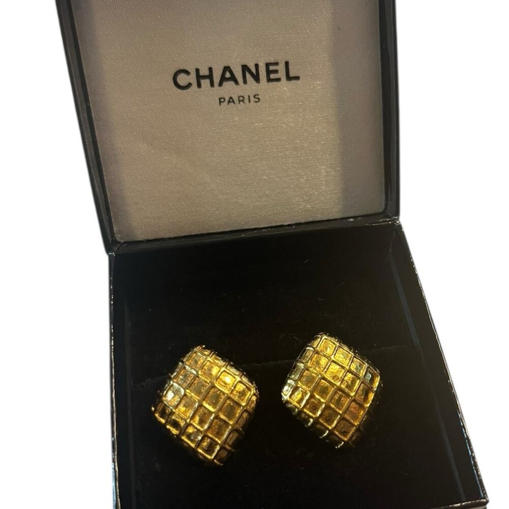 Chanel Quilted "Matelassé" 24k Gold Plated Clip-On Earrings Original Box